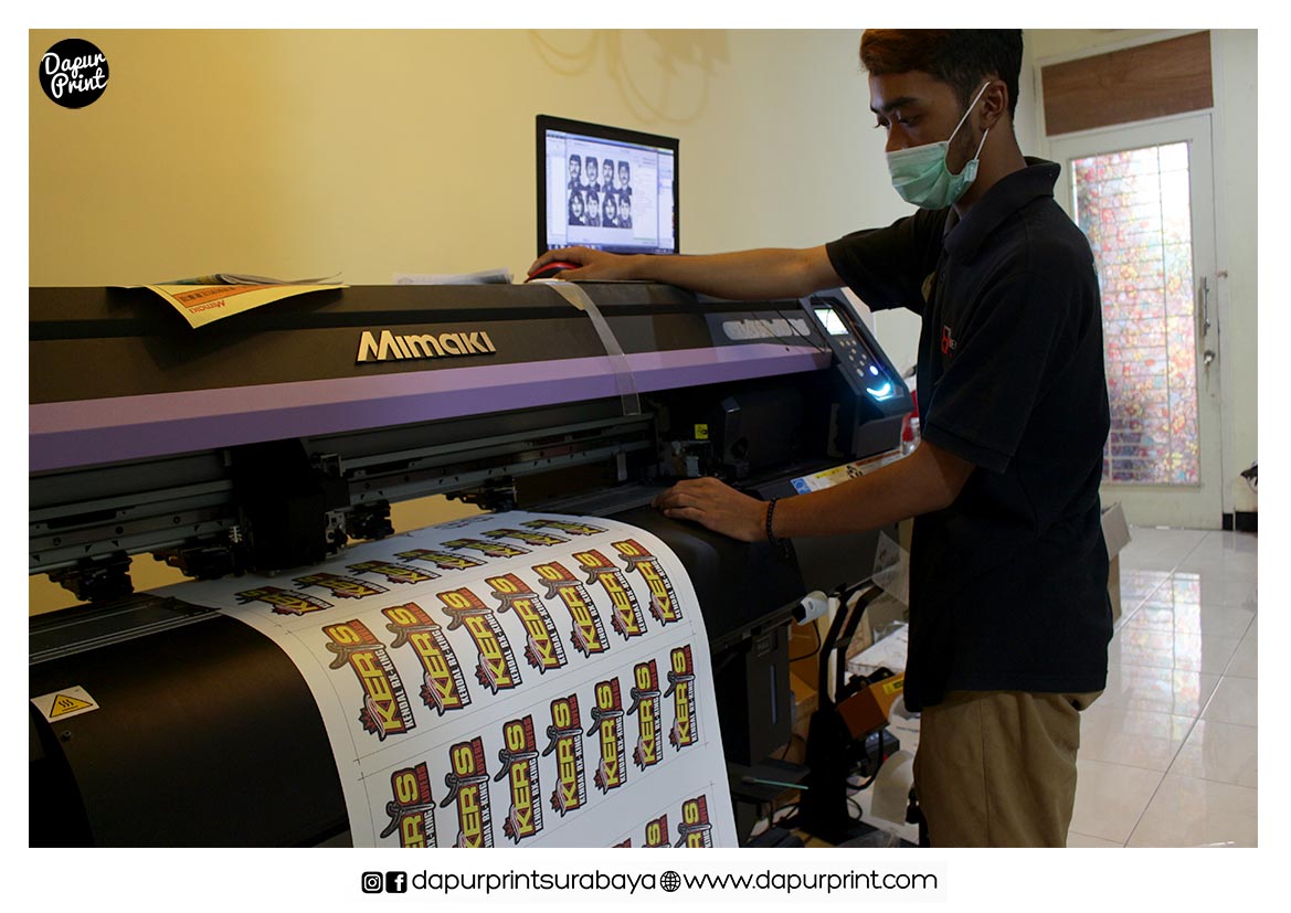 Jasa Cetak Stiker Print and Cut